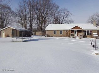 33260 Rohlfs Ln, Niles, MI 49120