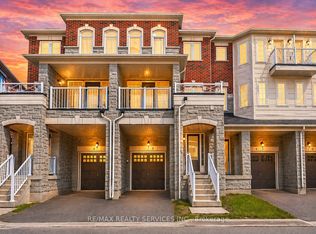 6 Rabbit Run Way, Brampton, ON L6Z0J2