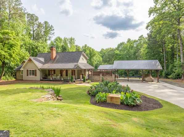 814 Clarke Trl, Dacula, GA 30019