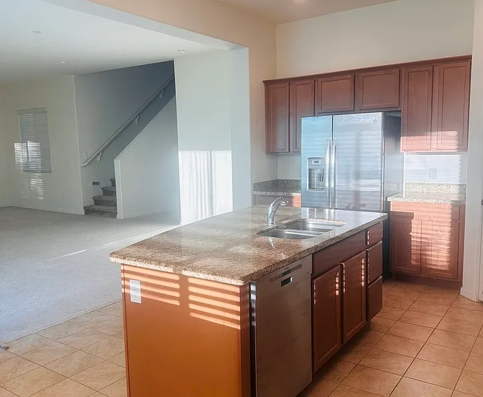 13914 N Flaxleaf Pl — Photo 3