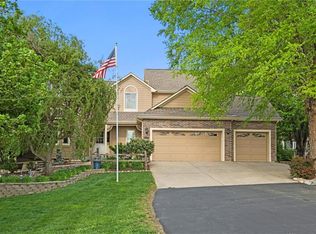 16258 150th St, Bonner Springs, KS 66012