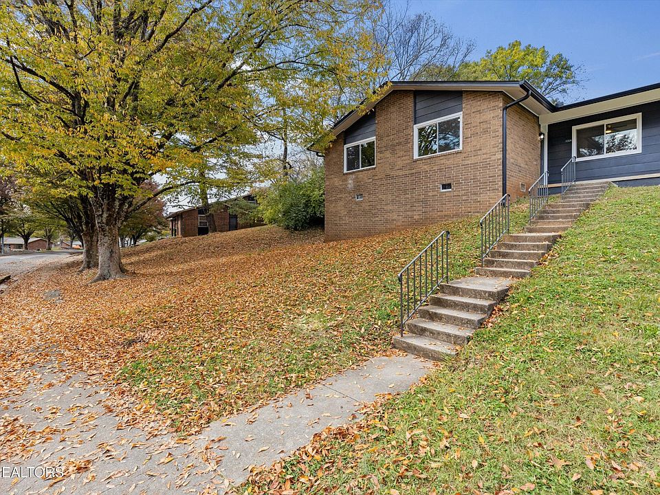 1719 Hazen St, Knoxville, TN 37915 | Zillow