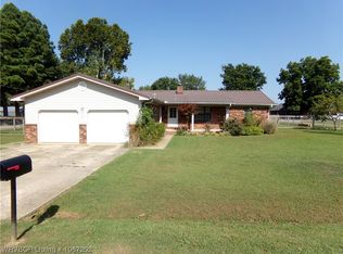 600 S Elm St, Spiro, OK 74959
