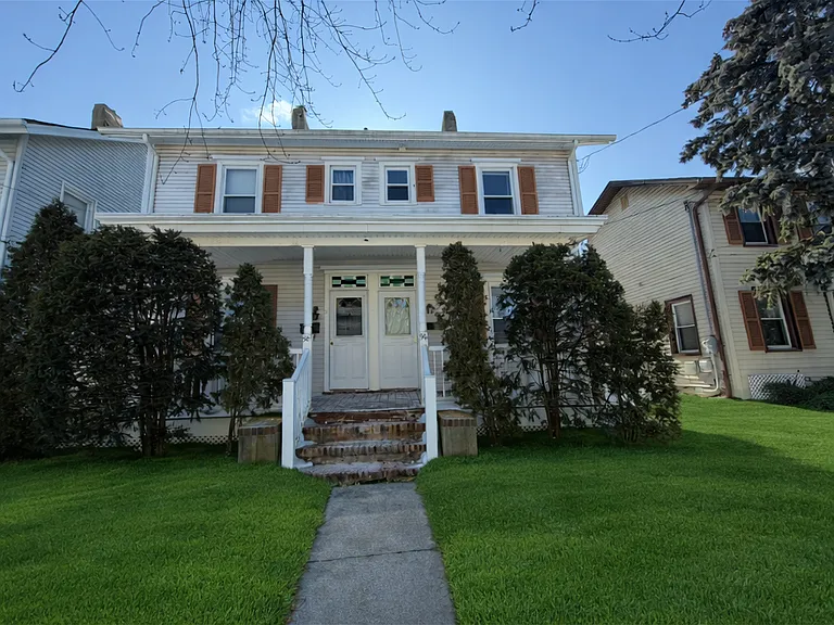 96 Wallace St #96 — Photo 1