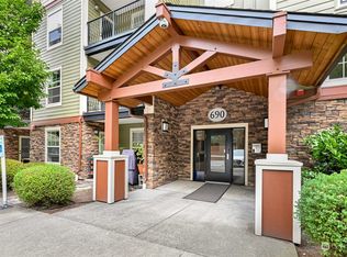 690 32nd St #B305, Bellingham, WA 98225
