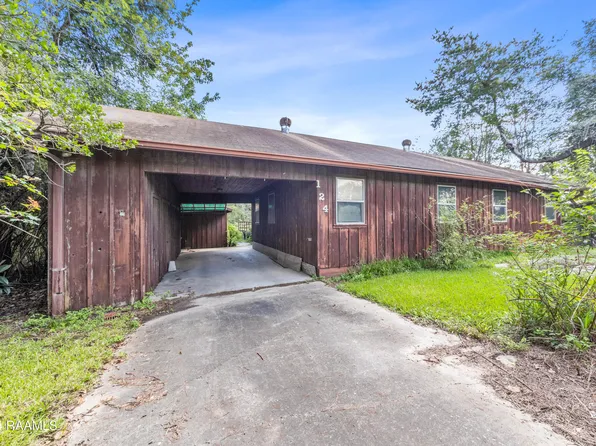 124 Blue Boat Ln, Pt Barre, LA 70577