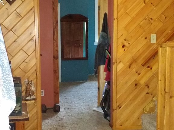 2nd image of 46570 Erickson Dr