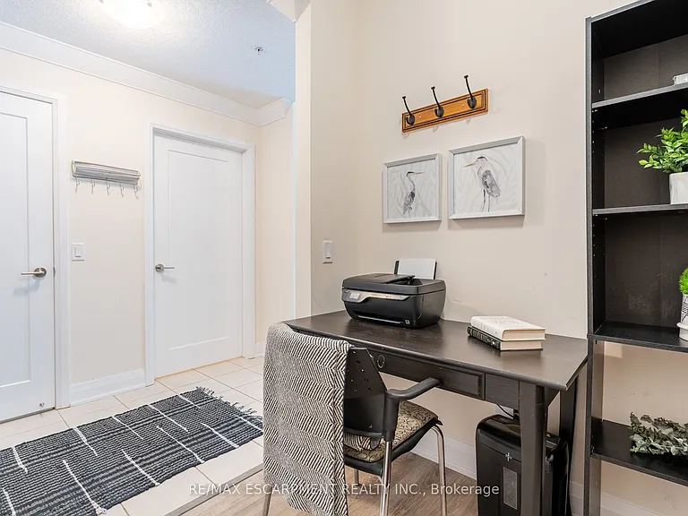 16 Concord Pl S #205 — Photo 18