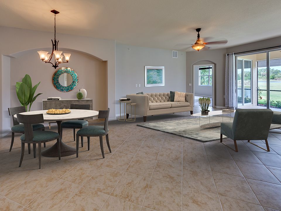 Great & Dining Rm-Staged