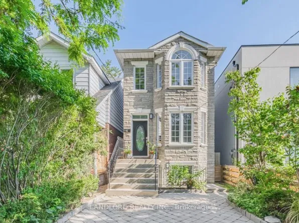 41 Aldwych Ave, Toronto, ON M4J 1X4