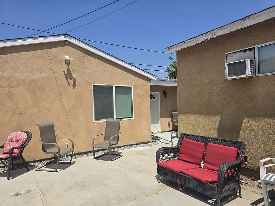 1st image of 6143 Lincoln Ave #B