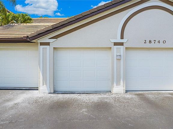 3rd image of 28740 Diamond Dr Unit 204