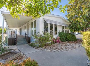 6513 Lake Dr, Newcastle, CA 95658