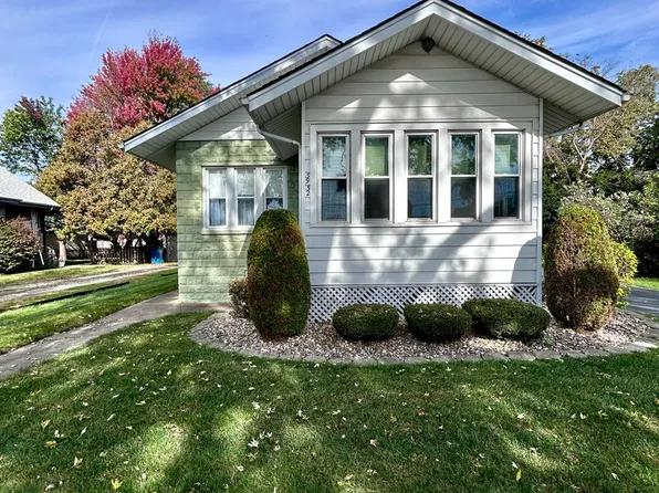 3932 148th St, Midlothian, IL 60445