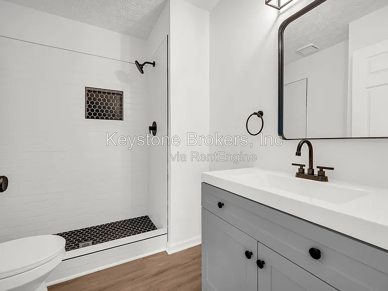 1645 Cobbs Creek Ln — Photo 9