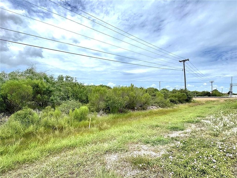 2nd image of 2803 State Highway 361