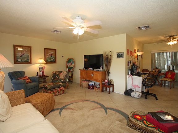 4th image of 4941 NW 54th St