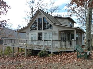 15 Mountain Pass Dr, Murphy, NC 28906