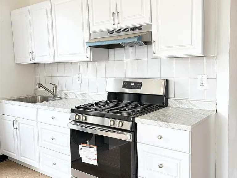 1870 Kennedy Blvd #2A — Photo 5