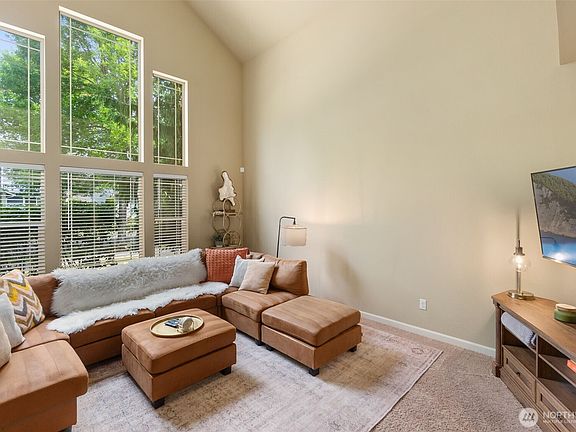 4th image of 1523 Harvest Avenue SE