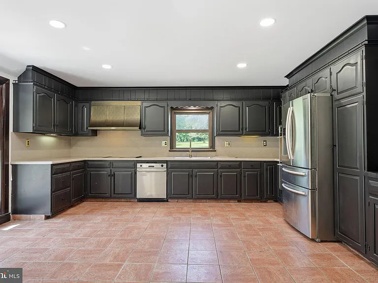 612 Bustleton Pike — Photo 4