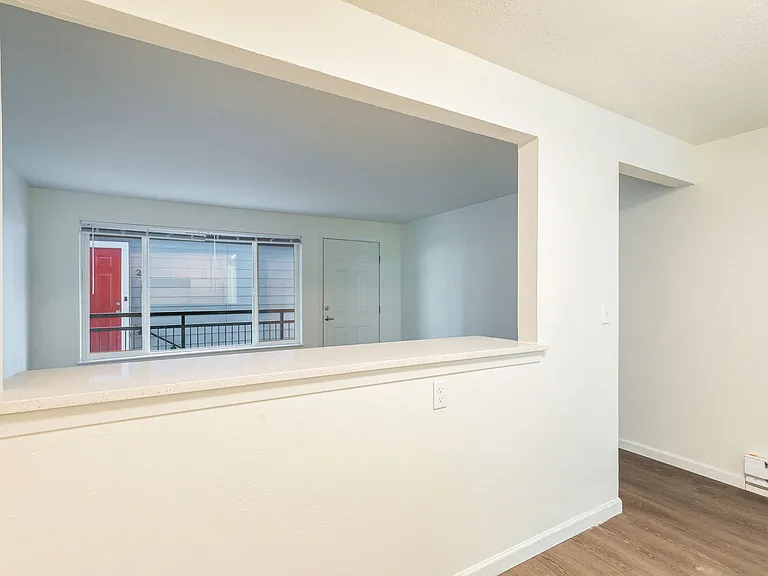 Bridgeview Flats — Photo 22