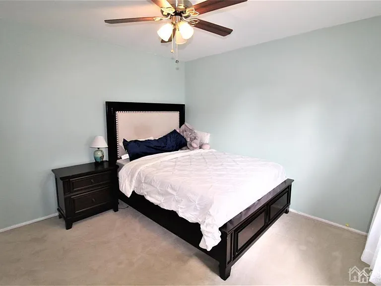 47 Linden Ln — Photo 14