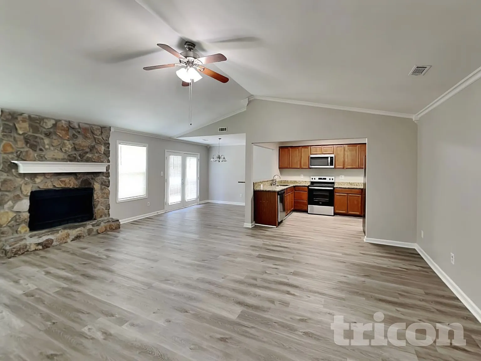 125 Birch Creek Circle McDonough GA — Photo 3