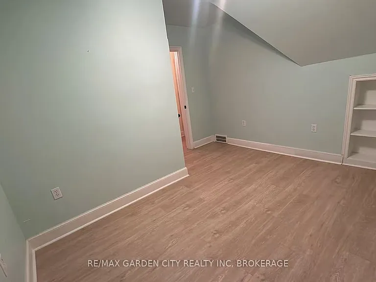 56 South Dr — Photo 20