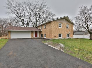 9138 Kleinman Rd, Highland, IN 46322