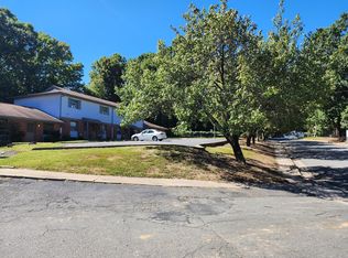 825 Villa Ct #B, Charlotte, NC 28211