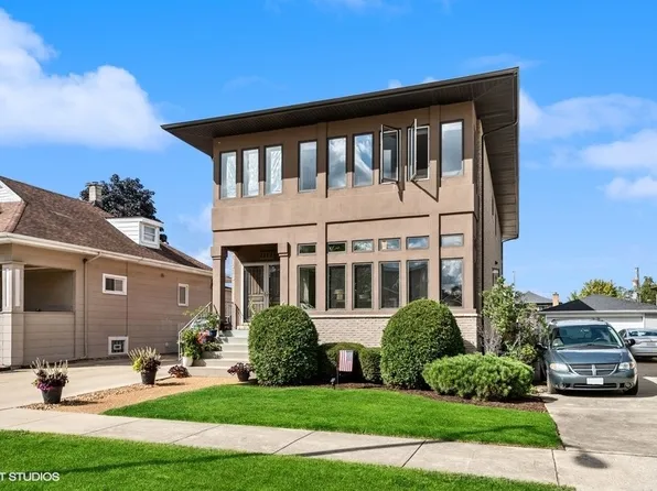 1112 N 12th Ave, Melrose Park, IL 60160