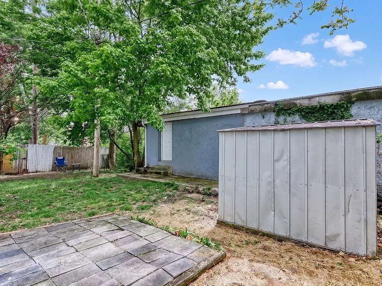 1251 Bailey St — Photo 18