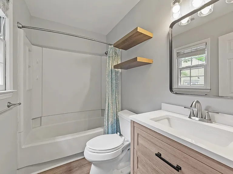 102 Shady Spring Pl — Photo 21