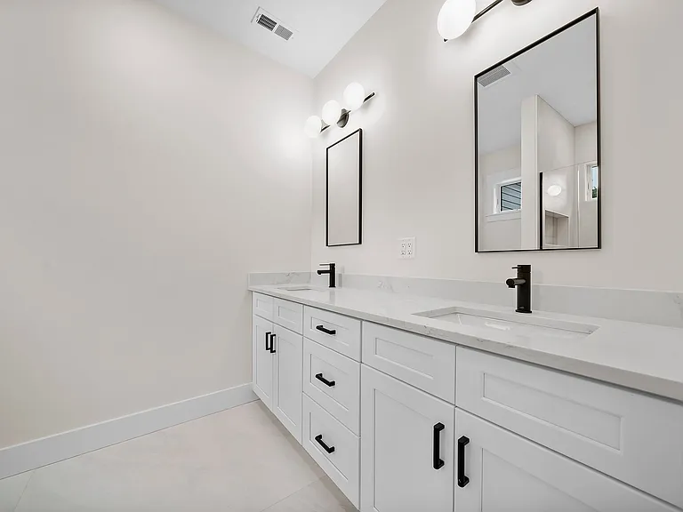 11 Jasset St #11 — Photo 24