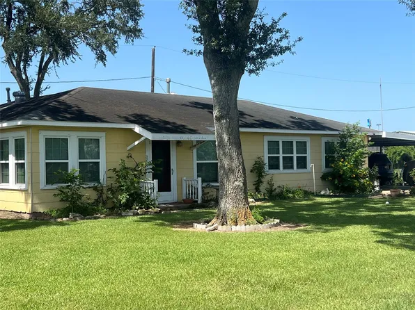 1515 N Mechanic St, El Campo, TX 77437