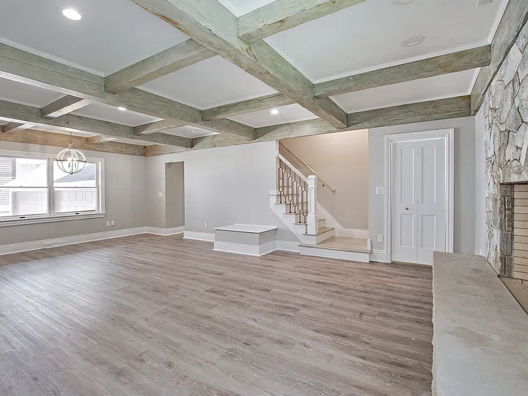 35 Ohio Ave #B — Photo 14