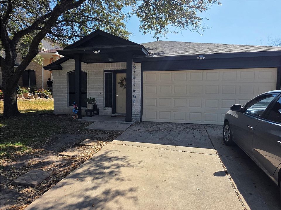 1st image of 15308 Sarahs Creek Dr
