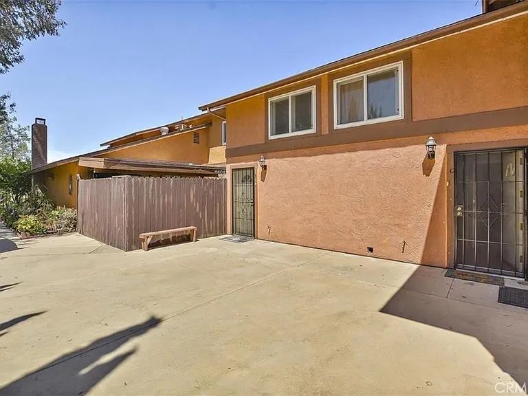 126 Lassen Pl #D — Photo 1