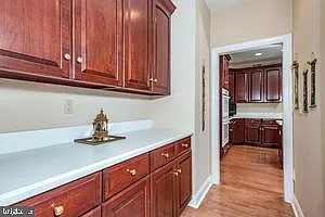 35 Pettit Pl — Photo 4
