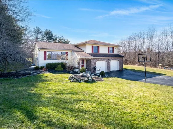 14 Jeffrey Drive, Chester, NY 10918