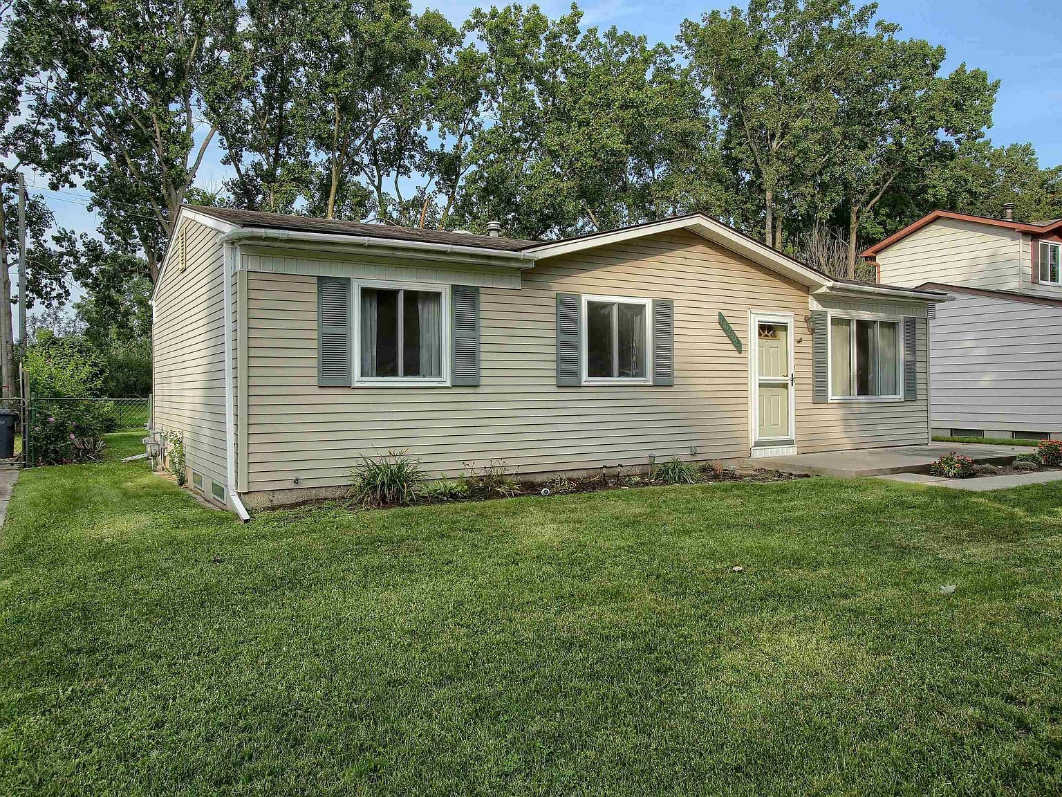 50605 Bower Dr, Chesterfield, MI 48047 Zillow