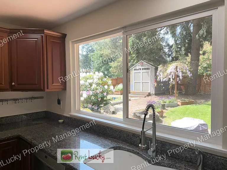 31911 42nd Ave SW — Photo 17