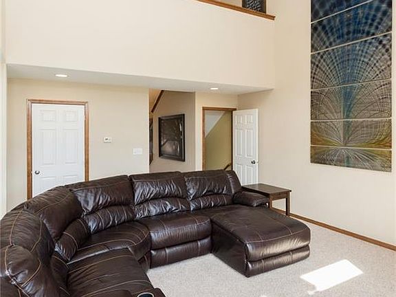 4th image of 2219 NW Bayberry Ln