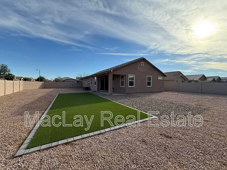 2372 E Dust Devil Dr — Photo 30