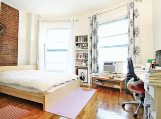 314 W 81st St #5, New York, NY 10024