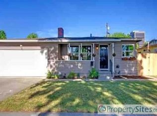 453 S Bedford Rd, Orange, CA 92868