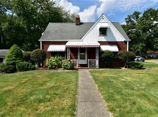 661 Poland Ave, Struthers, OH 44471