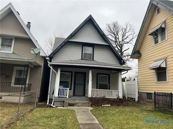 318 Victoria Pl, Toledo, OH 43610