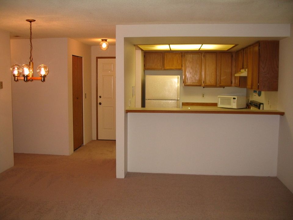1st image of 13717 Linden Ave N APT 115